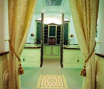 Hotel Della Robbia Florence