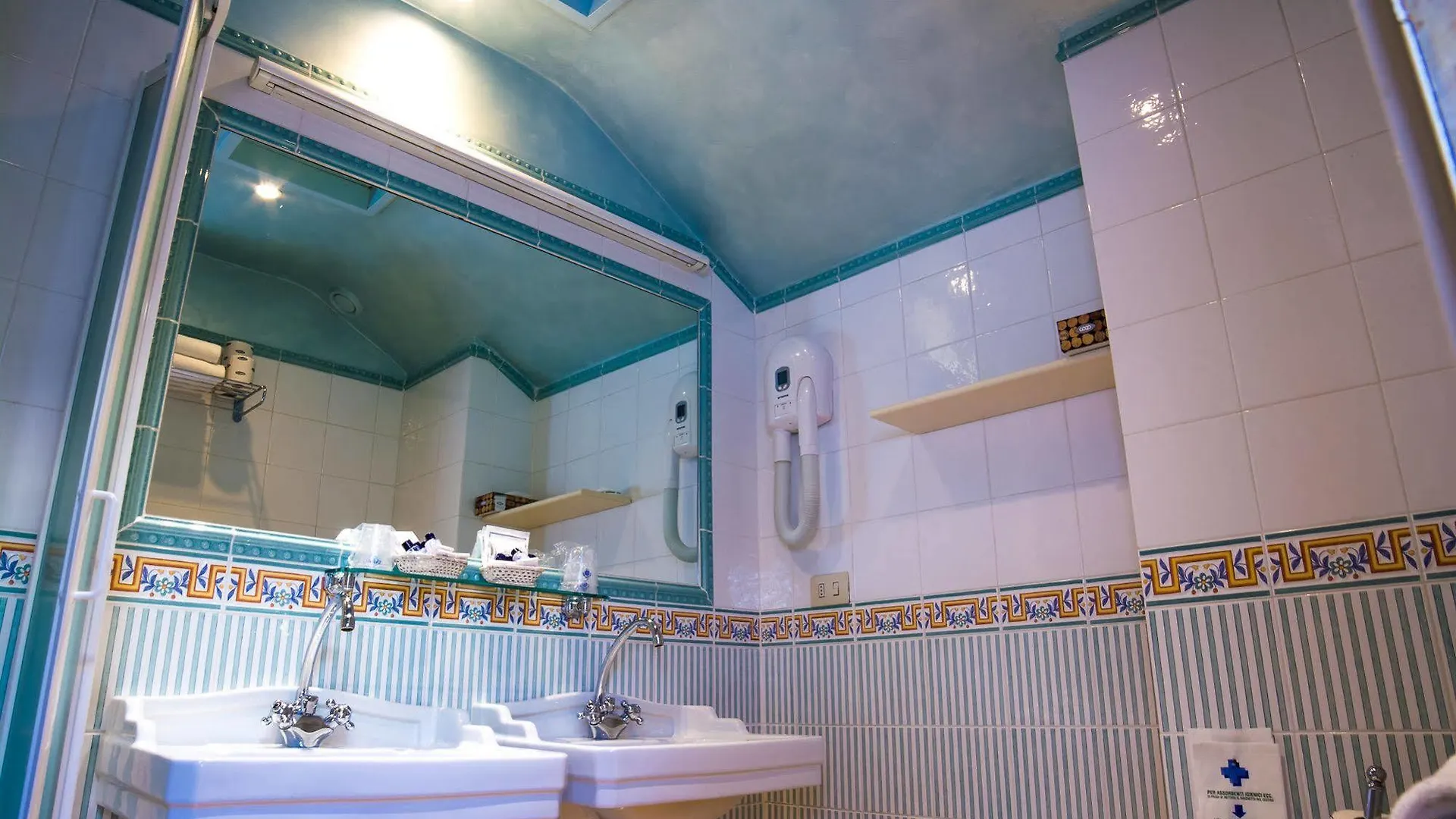 Hotel Della Robbia Florence